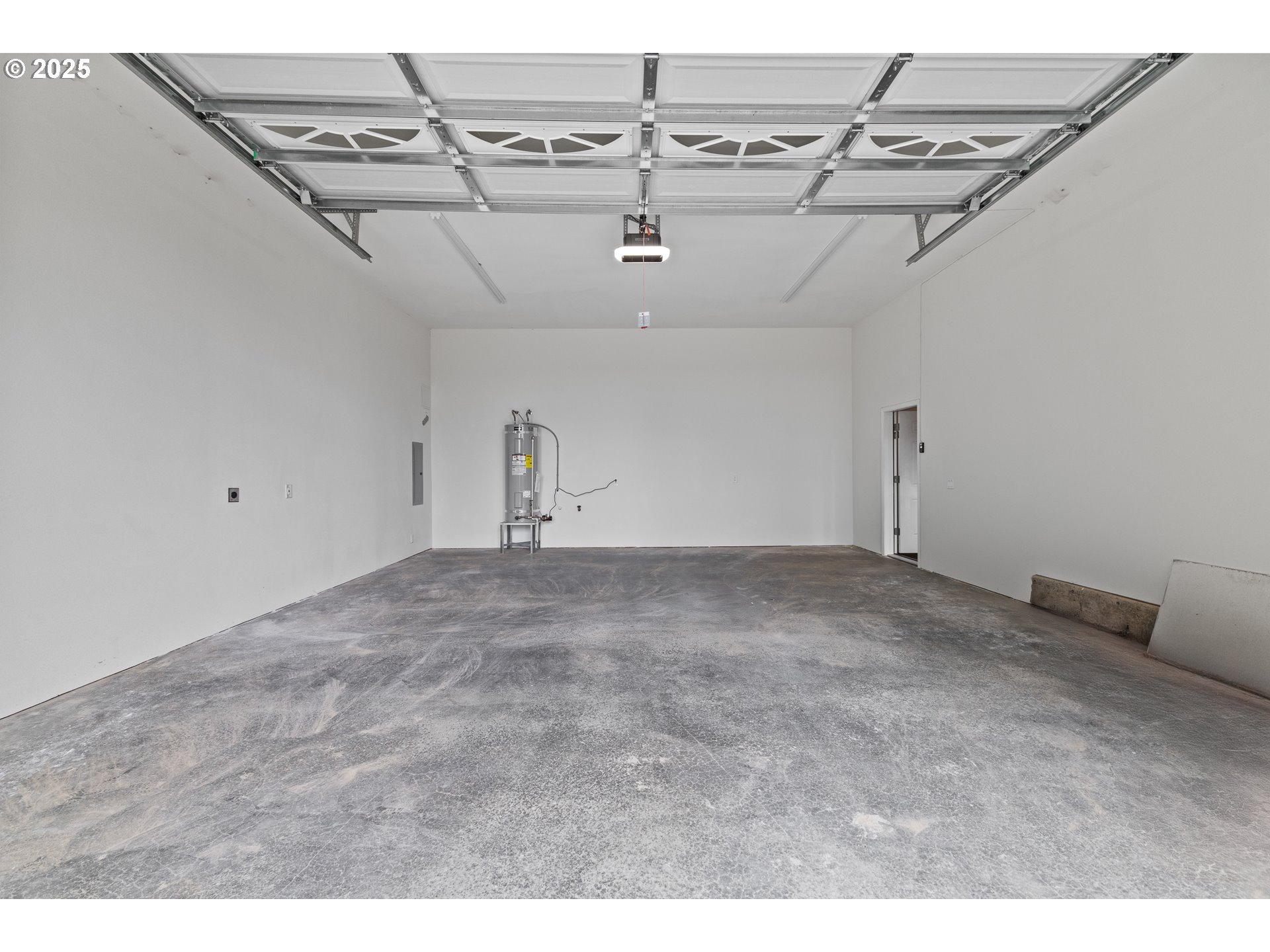 2495 Chester Street North Bend, OR 97459 - Photo 43 of 48