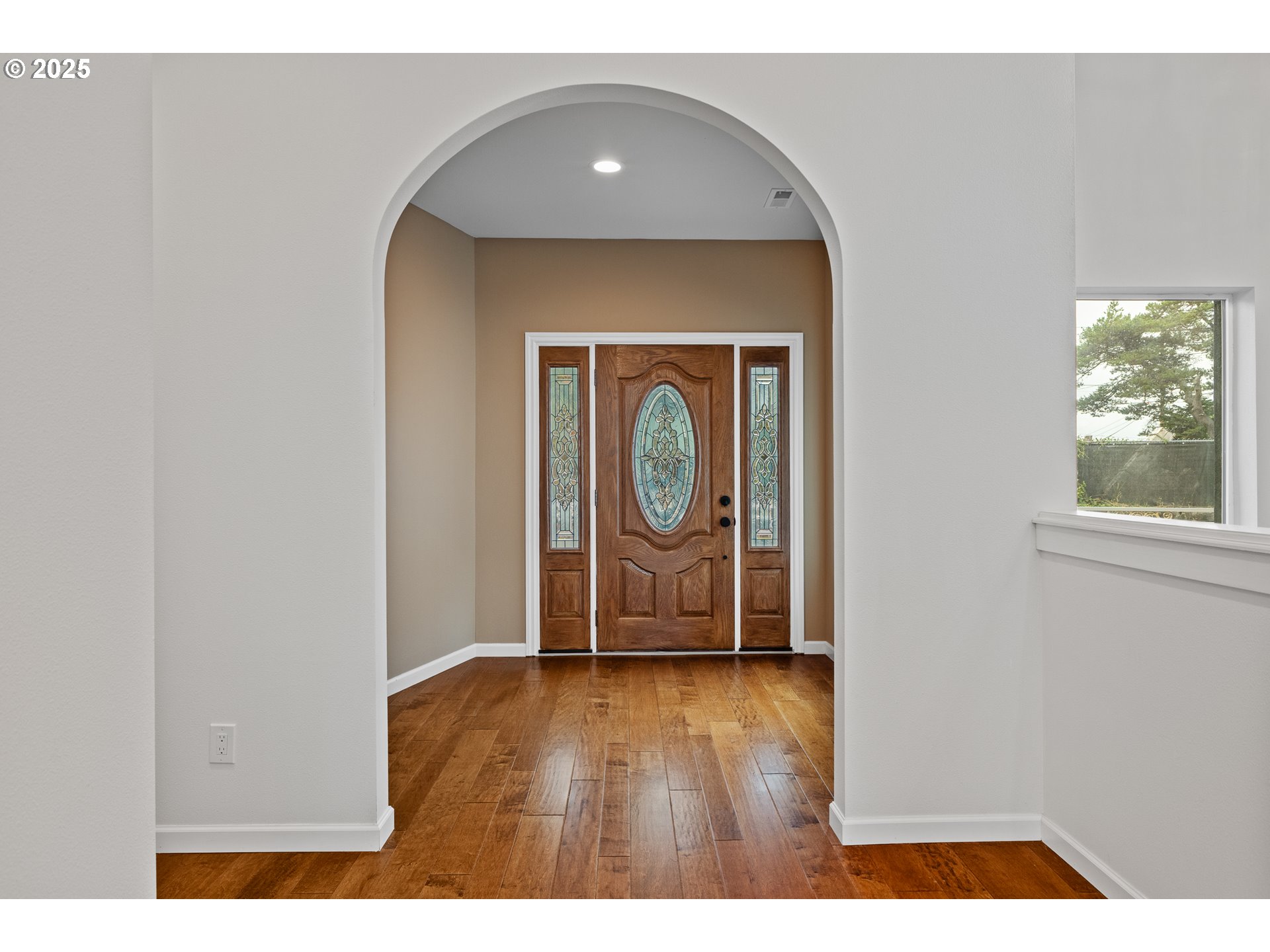 2495 Chester Street North Bend, OR 97459 - Photo 9 of 48 a front view of a house with garden