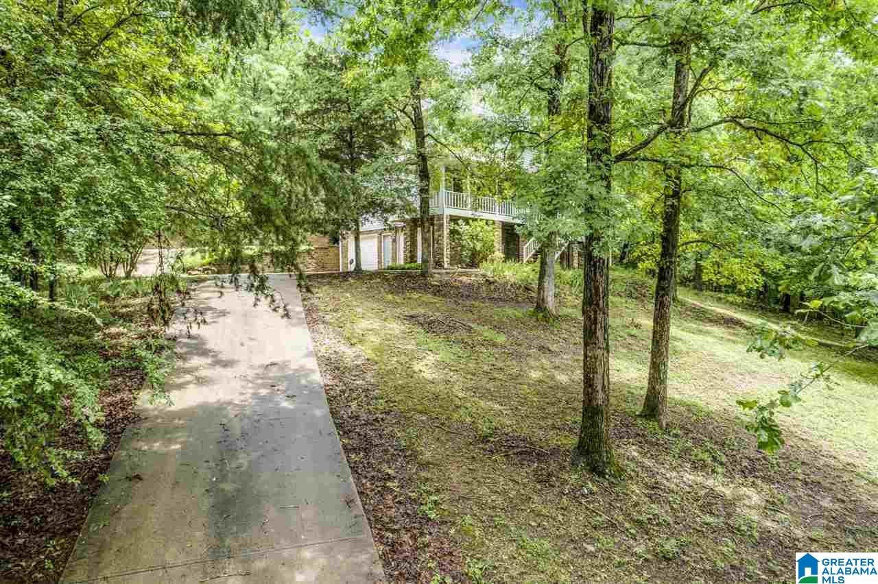1605 Sagefield Road Warrior, AL 35180 - Photo 13 of 43