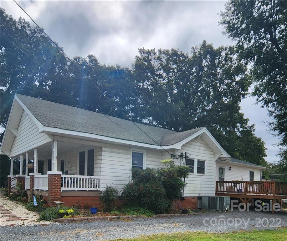 20112 Silver Road Oakboro, NC 28129 - Photo 2 of 16 Gallery Image 2