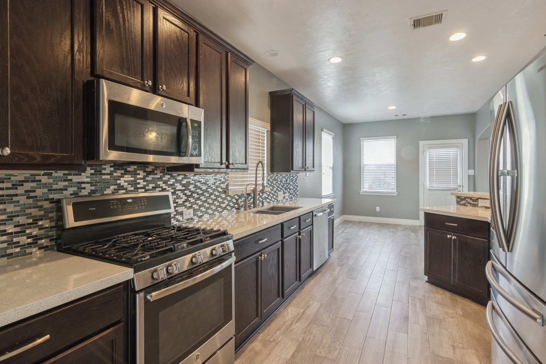 22714 Sunset Glen Lane Spring, TX 77373 - Photo 12 of 27