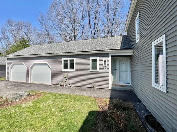 $879,000 | 16 Indian Dawn, Unit 16, Wayland, MA 01778
