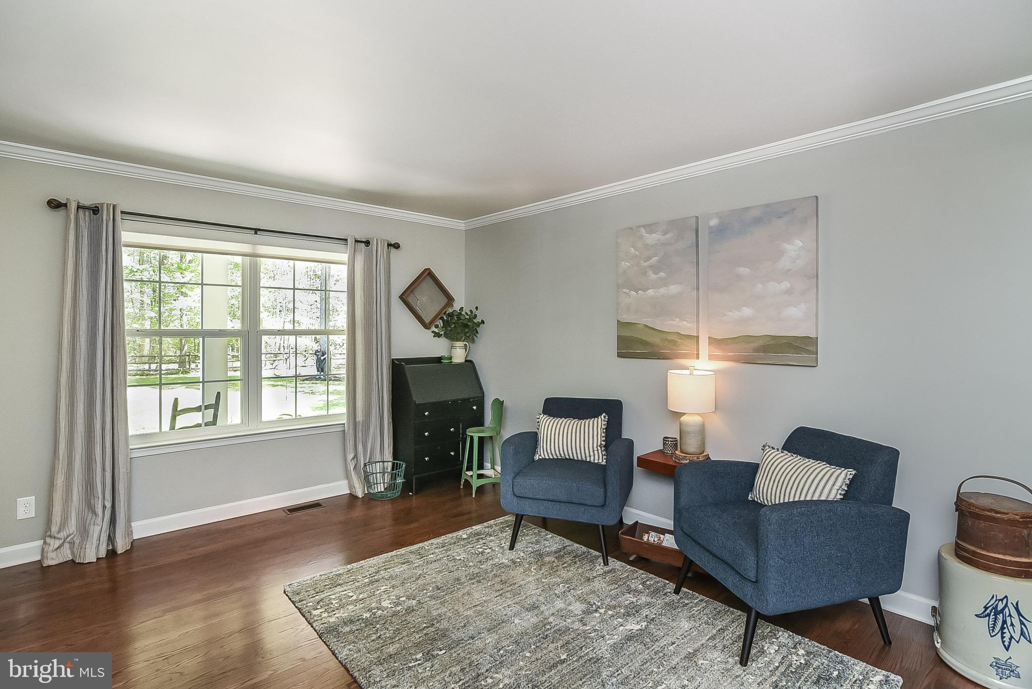 6264 St Pauls Road King George, VA 22485 - Photo 16 of 52 Living Room