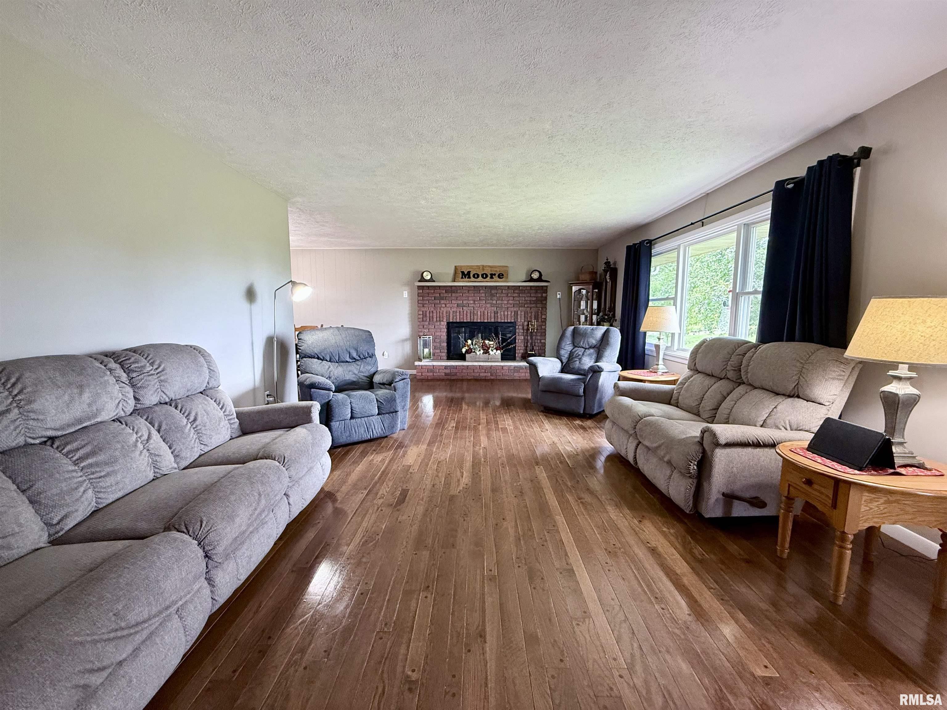 1225 Stanton Airport Road Riverton, IL 62561 - Photo 16 of 55