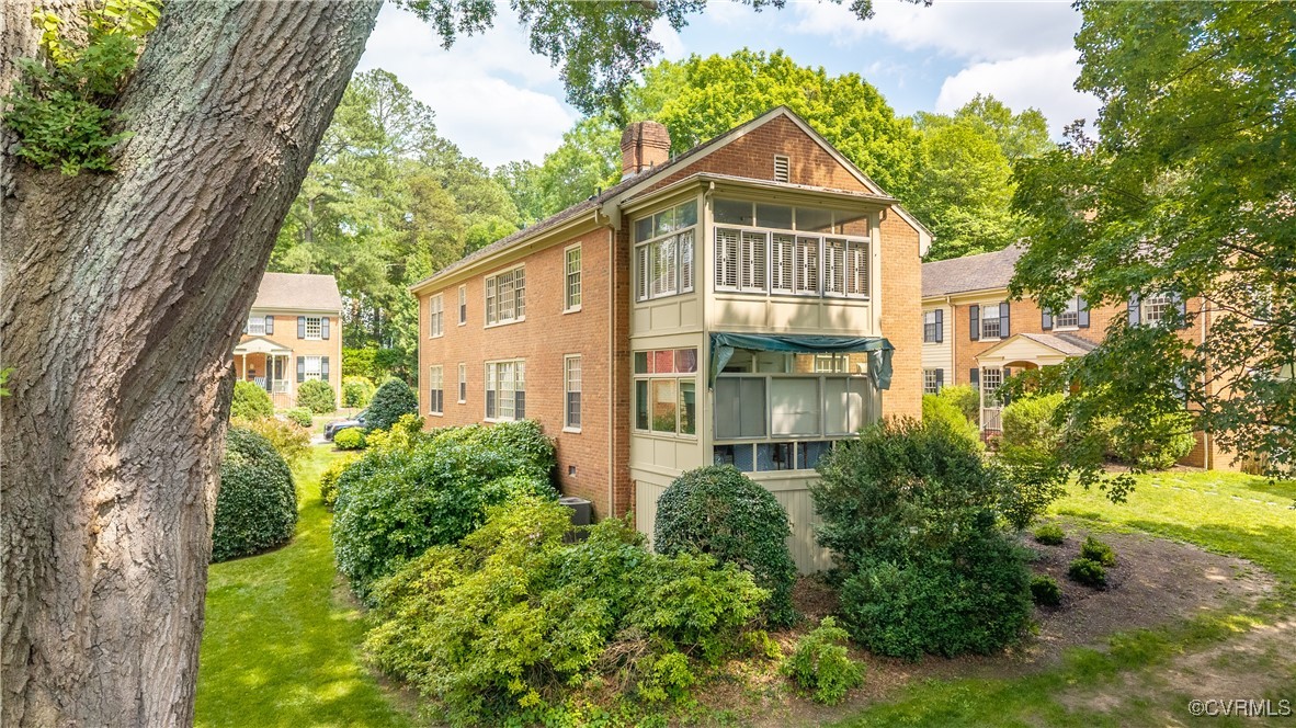6161 River Road Richmond, VA 23226 - Photo 35 of 38 a front view of a house with a yard