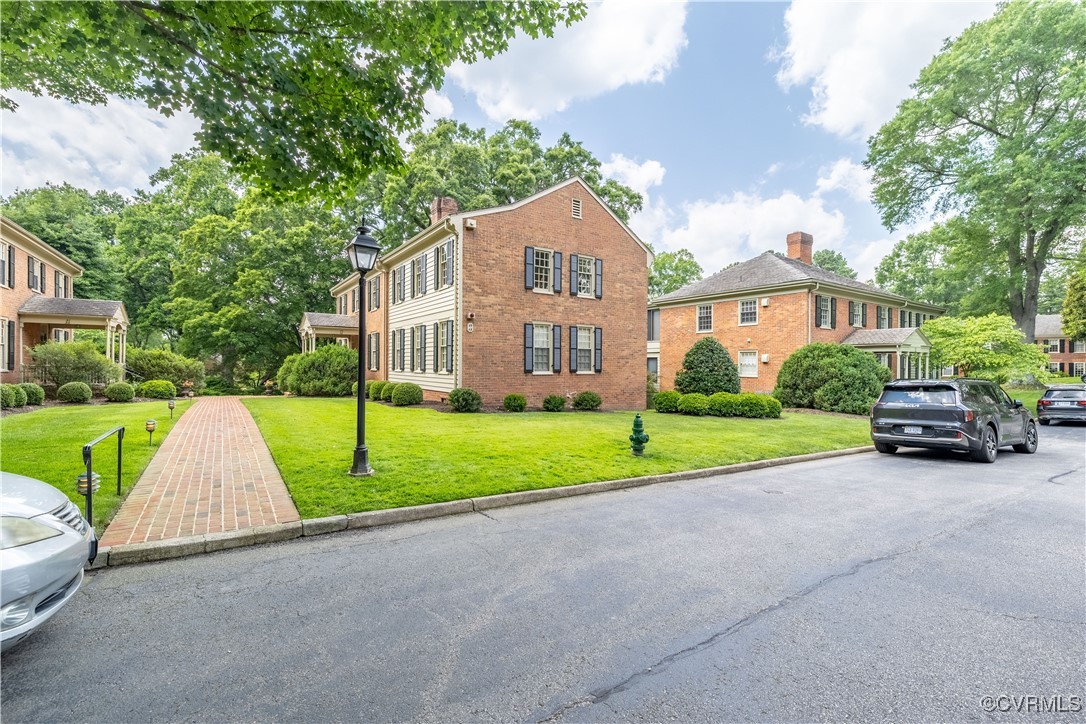 6161 River Road Richmond, VA 23226 - Photo 37 of 38 a view of backyard of house and garden