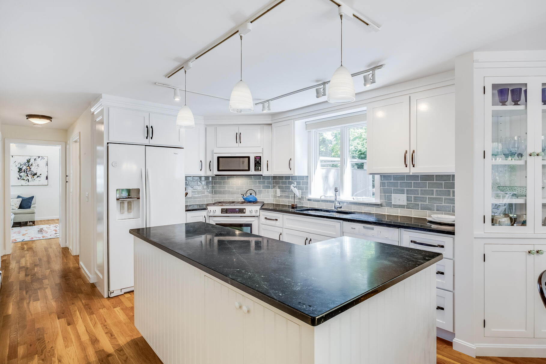 20 Hoyt Road Eastham, MA 02642 - Photo 19 of 73 Kitchen