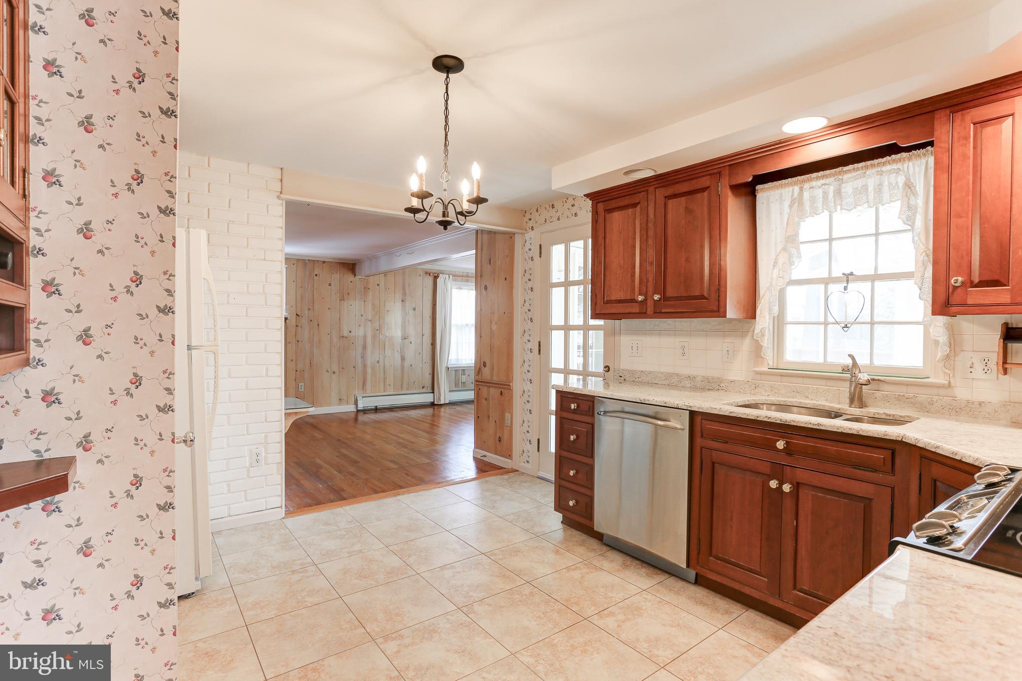840 Hillaire Road Lancaster, PA 17601 - Photo 11 of 41 Gallery Image 11
