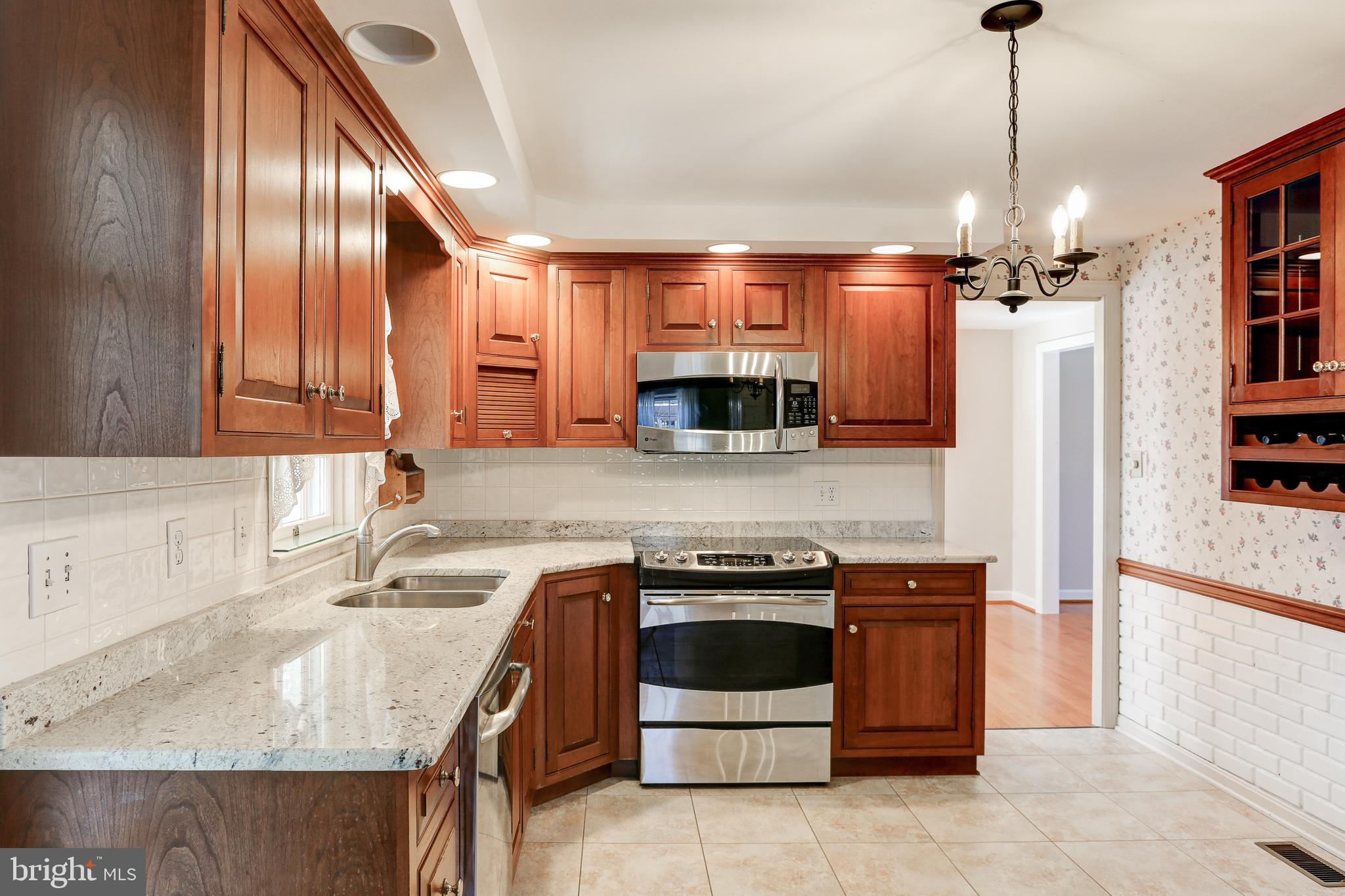 840 Hillaire Road Lancaster, PA 17601 - Photo 13 of 41 Gallery Image 13