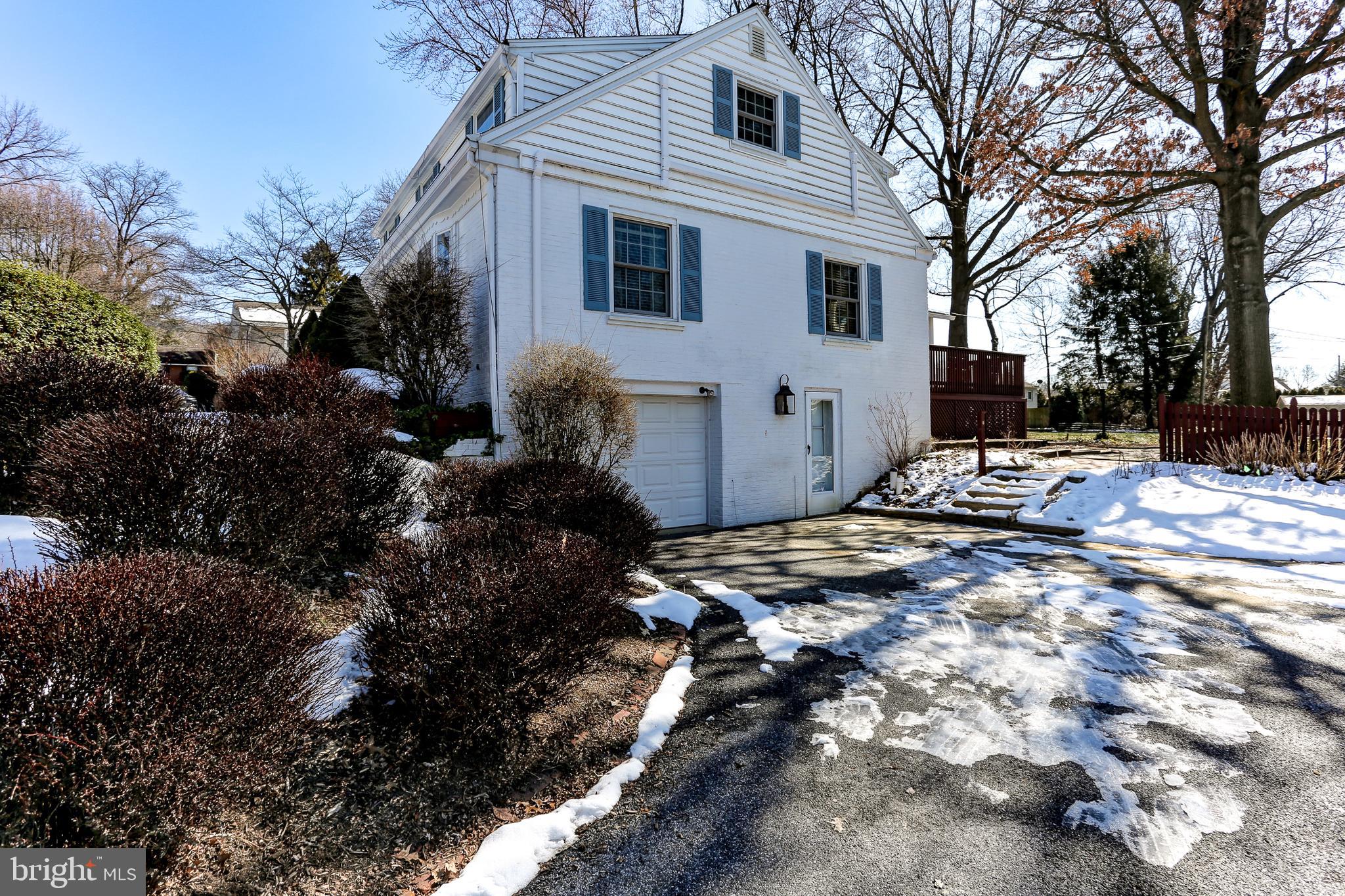 840 Hillaire Road Lancaster, PA 17601 - Photo 4 of 41 Gallery Image 4