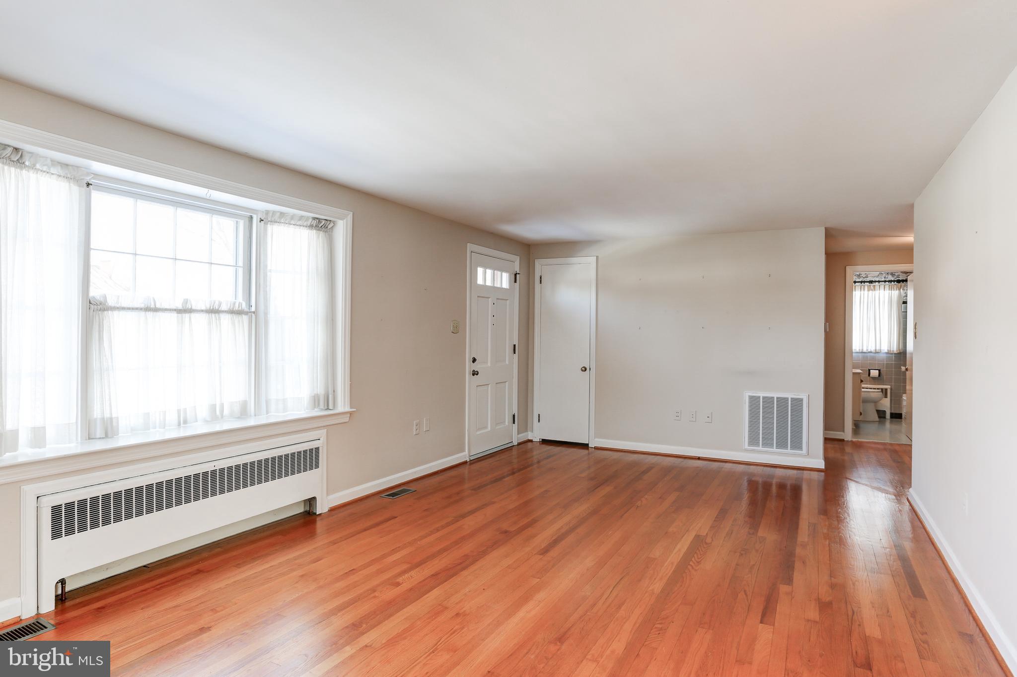 840 Hillaire Road Lancaster, PA 17601 - Photo 7 of 41 Gallery Image 7