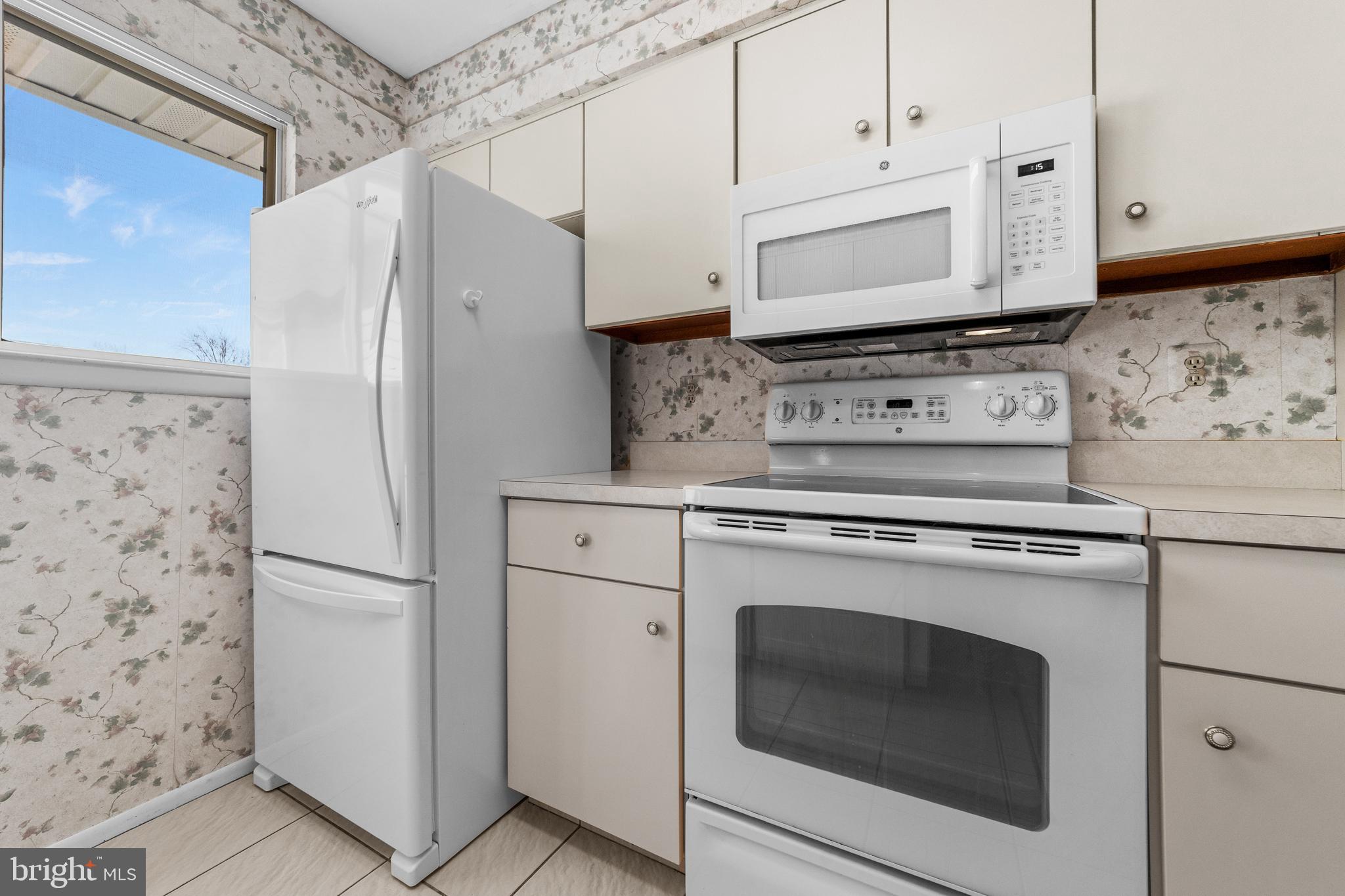 460A Delair Road, Unit A Monroe Township, NJ 08831 - Photo 12 of 29