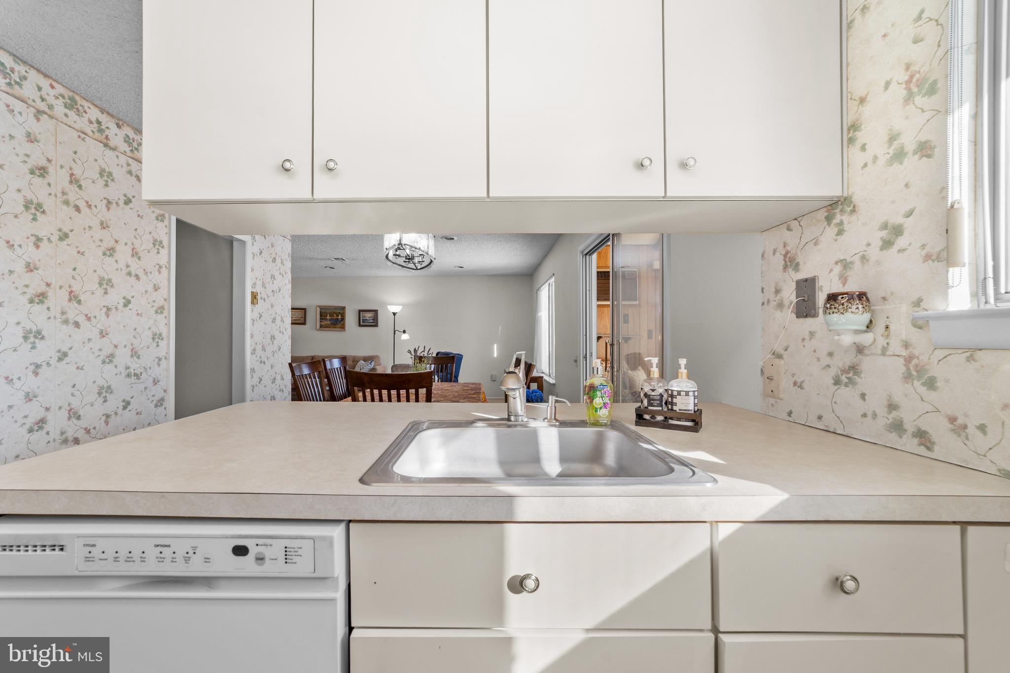 460A Delair Road, Unit A Monroe Township, NJ 08831 - Photo 13 of 29