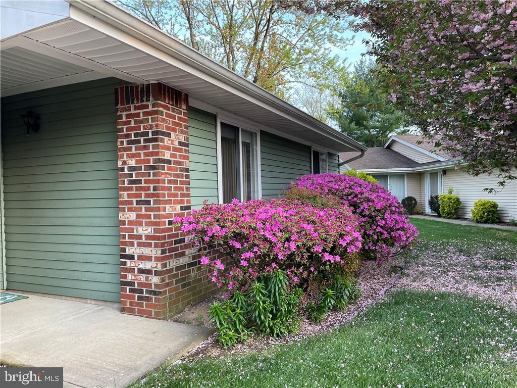 460A Delair Road, Unit A Monroe Township, NJ 08831 - Photo 2 of 29