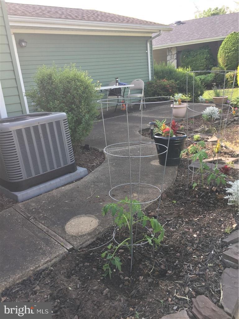 460A Delair Road, Unit A Monroe Township, NJ 08831 - Photo 25 of 29