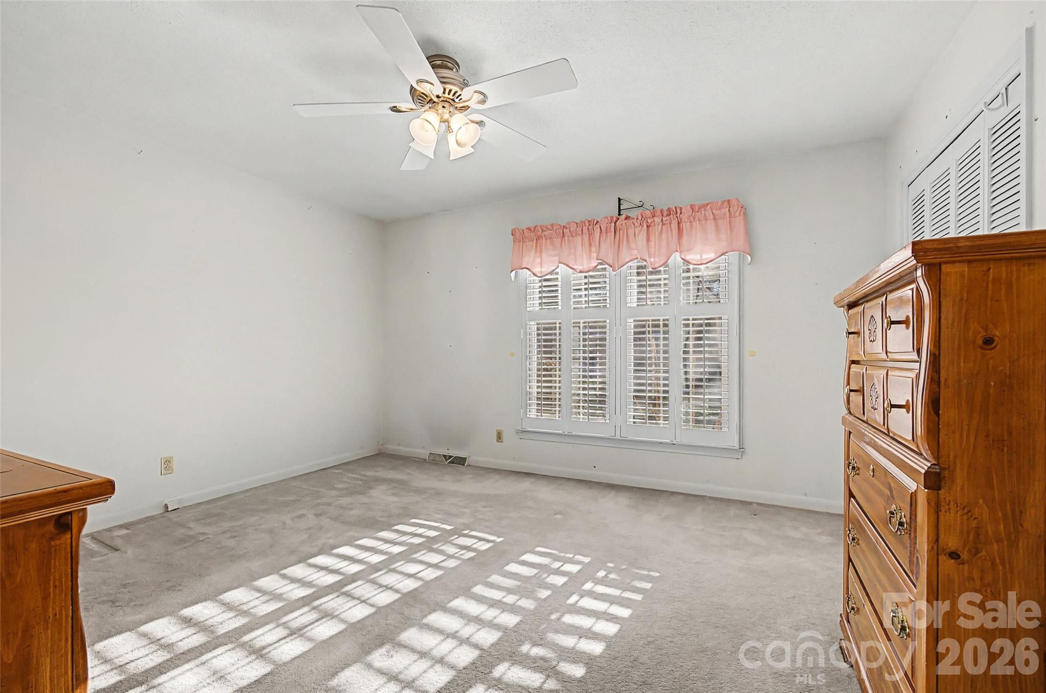 164 Foxcroft Road Rock Hill, SC 29732 - Photo 14 of 35 an empty room with windows