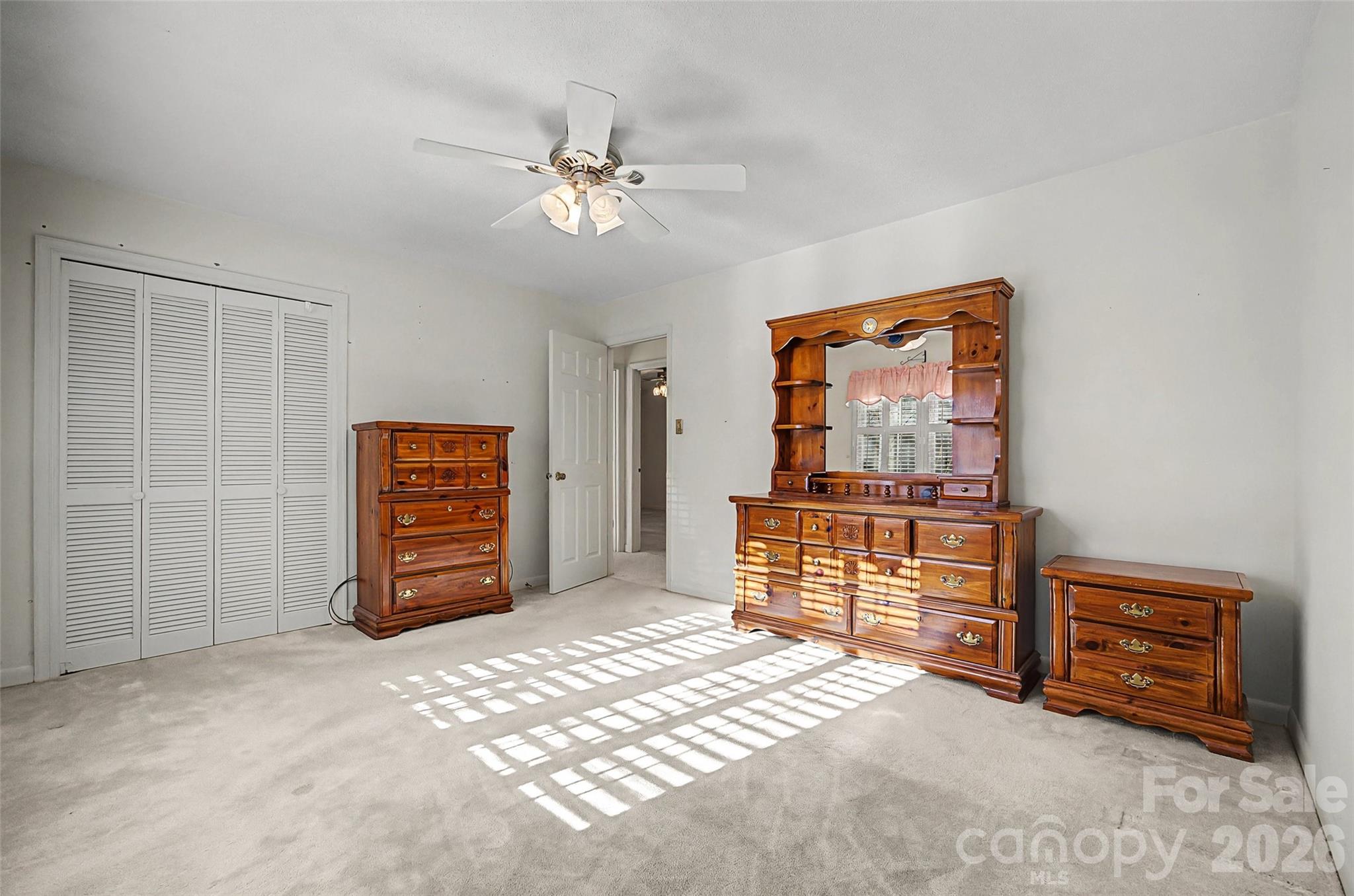 164 Foxcroft Road Rock Hill, SC 29732 - Photo 15 of 35 a view of a livingroom with furniture