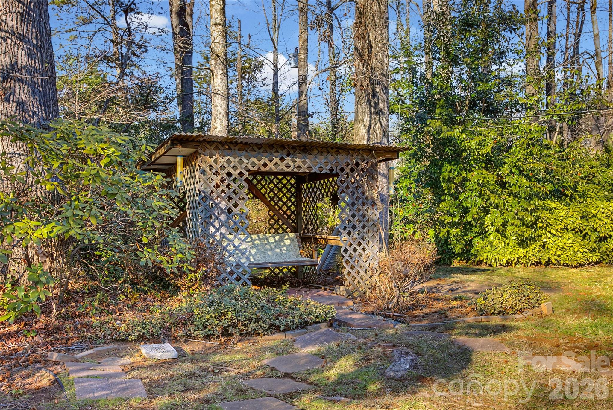 164 Foxcroft Road Rock Hill, SC 29732 - Photo 25 of 35 a view of a pathway of a building