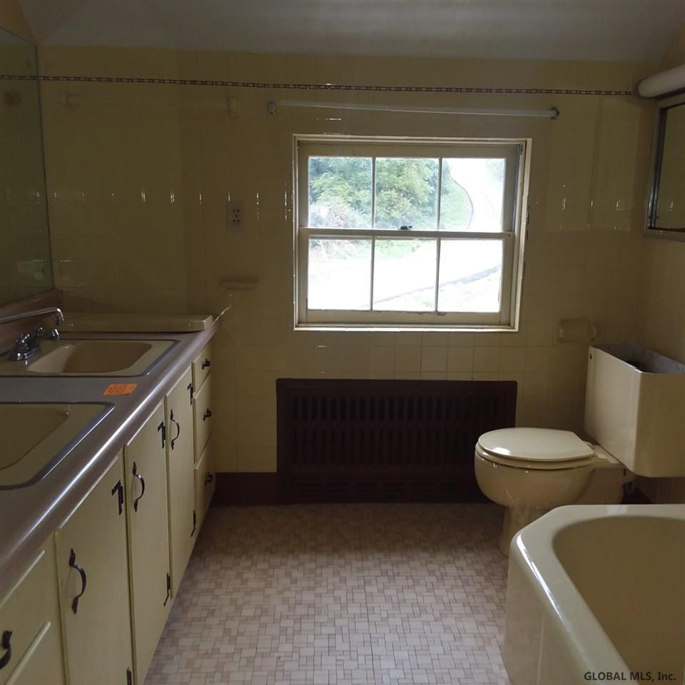 261 Clipp Road New Scotland, NY 12186 - Photo 13 of 16 Photo 13