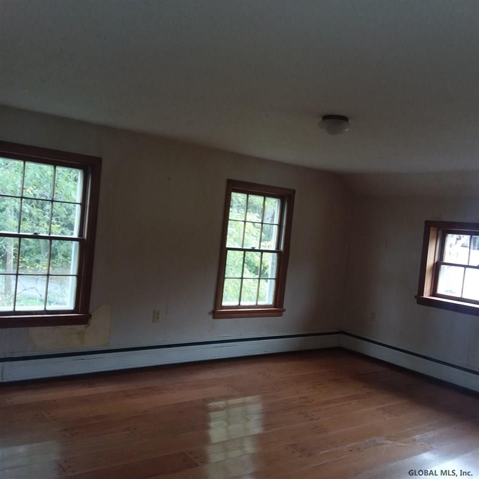 261 Clipp Road New Scotland, NY 12186 - Photo 6 of 16 Photo 6