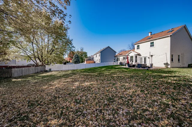 $409,900 | 1133 Jennifer Lane, Bolingbrook, IL 60440