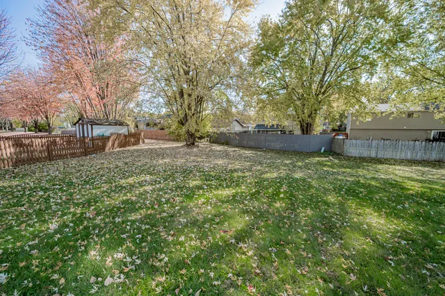 $409,900 | 1133 Jennifer Lane, Bolingbrook, IL 60440