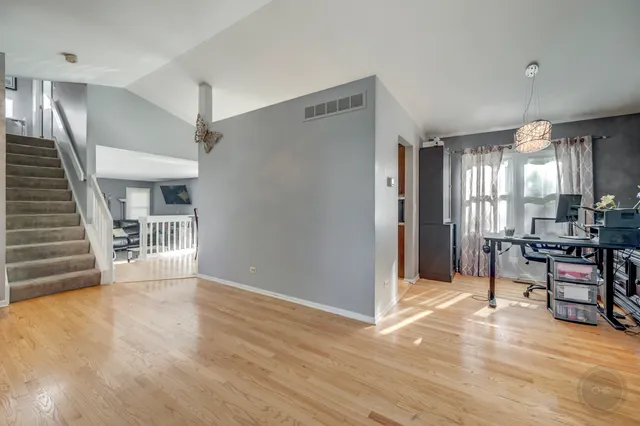 $409,900 | 1133 Jennifer Lane, Bolingbrook, IL 60440