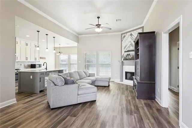 $2,450 | 114 Gregory Drive, Luling, LA 70070