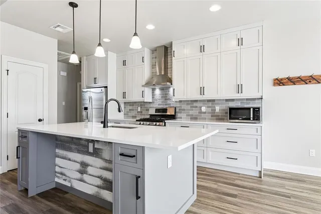 $2,450 | 114 Gregory Drive, Luling, LA 70070