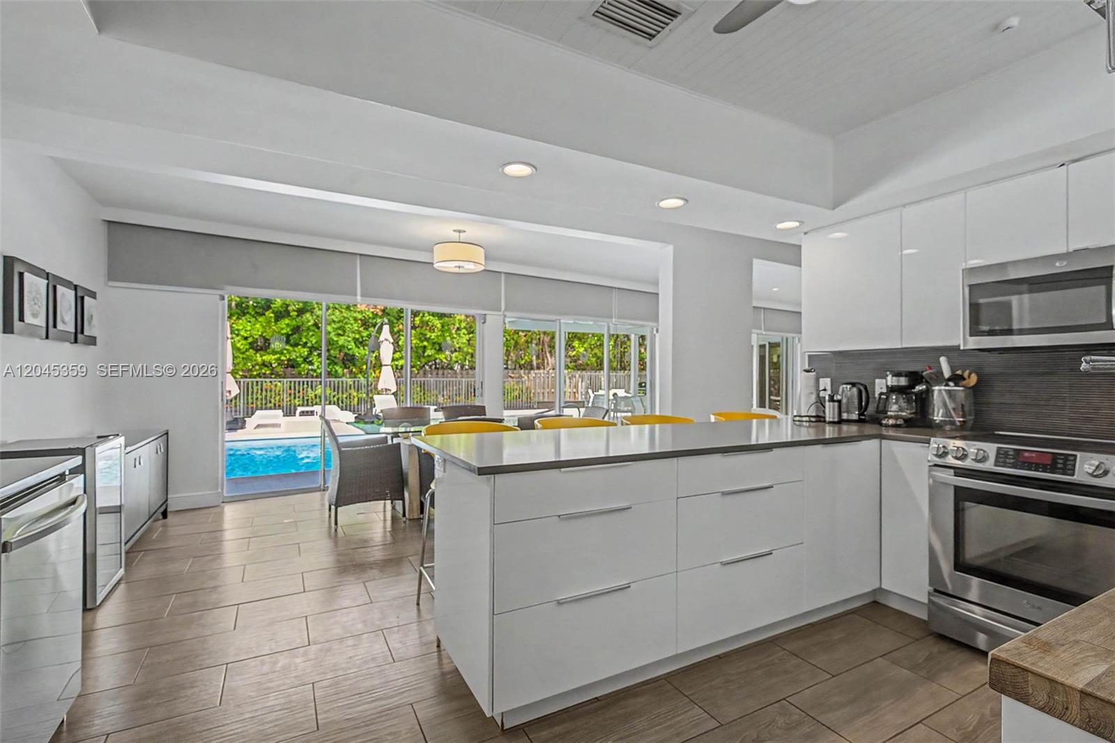 340 Atlantic Road Key Biscayne, FL 33149 - Photo 11 of 49