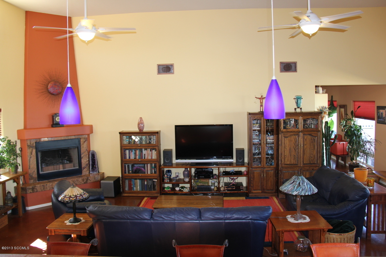 1281 Dina Court Rio Rico, AZ 85648 - Photo 16 of 26