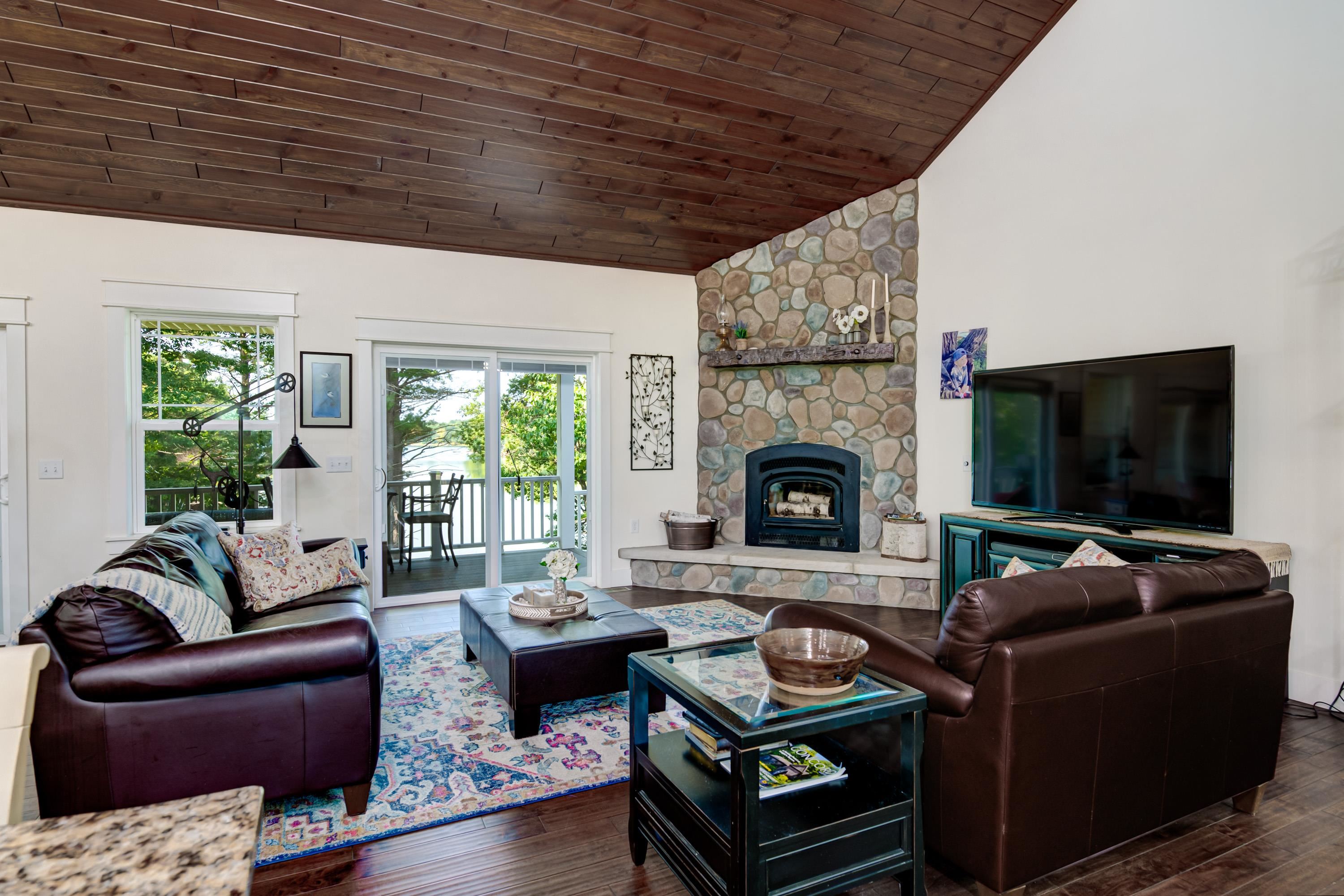 1010 Tranquil Point Road Traverse City, MI 49696 - Photo 11 of 55 1923961-4a16db5f-b206-44bf-b86b-870e14cde36c.JPG
