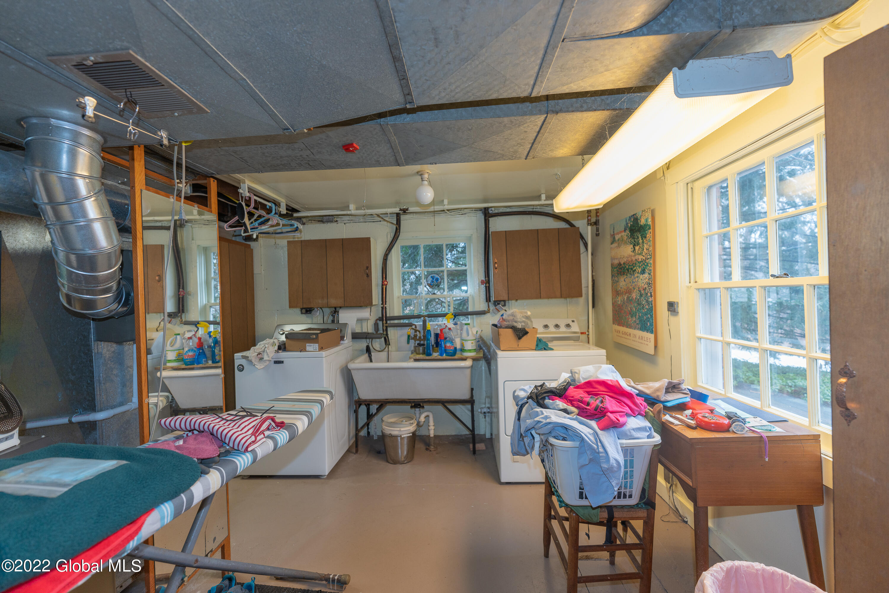 1014 Mohegan Road Niskayuna, NY 12309 - Photo 45 of 68 Laundry