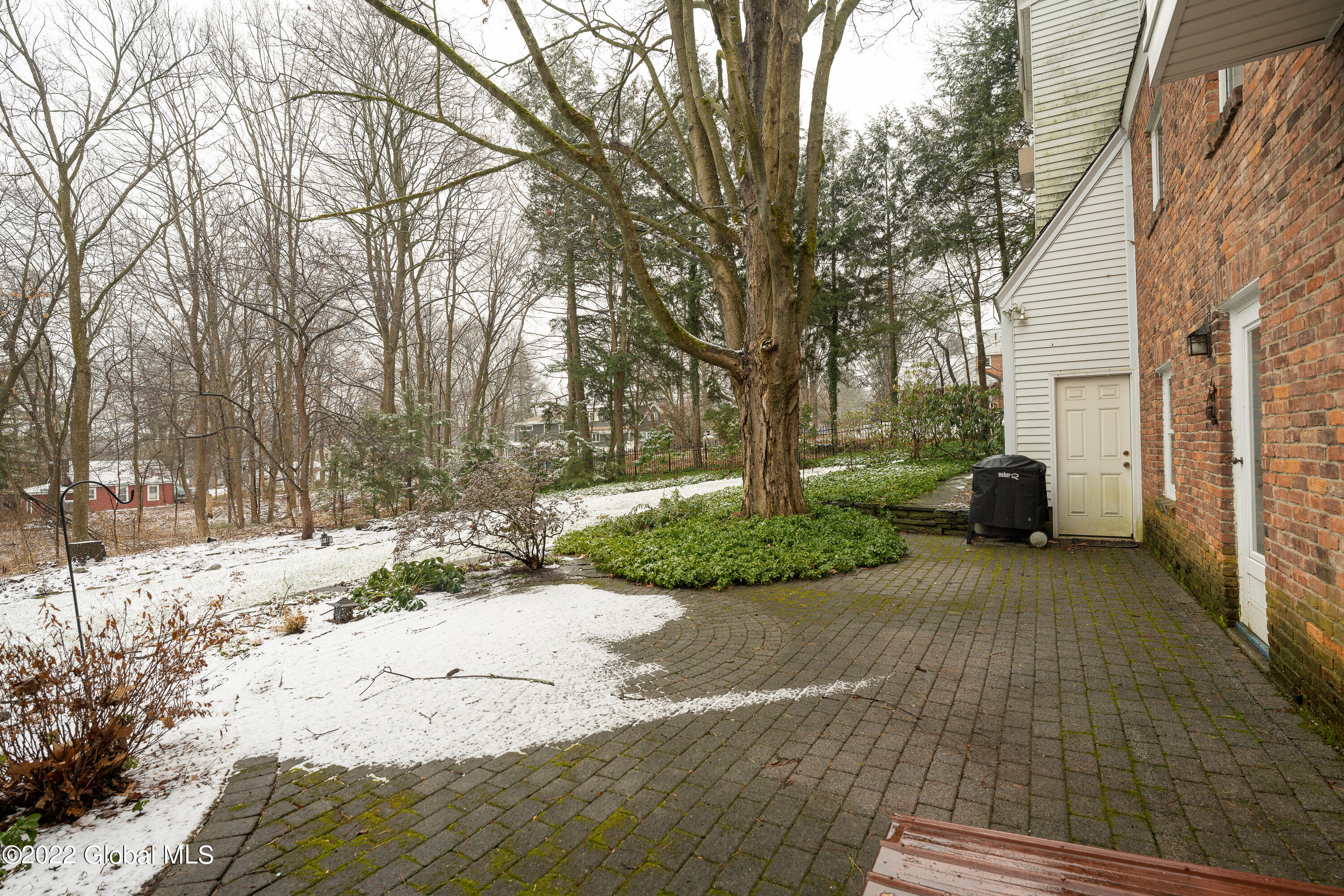 1014 Mohegan Road Niskayuna, NY 12309 - Photo 65 of 68 Rear Patio