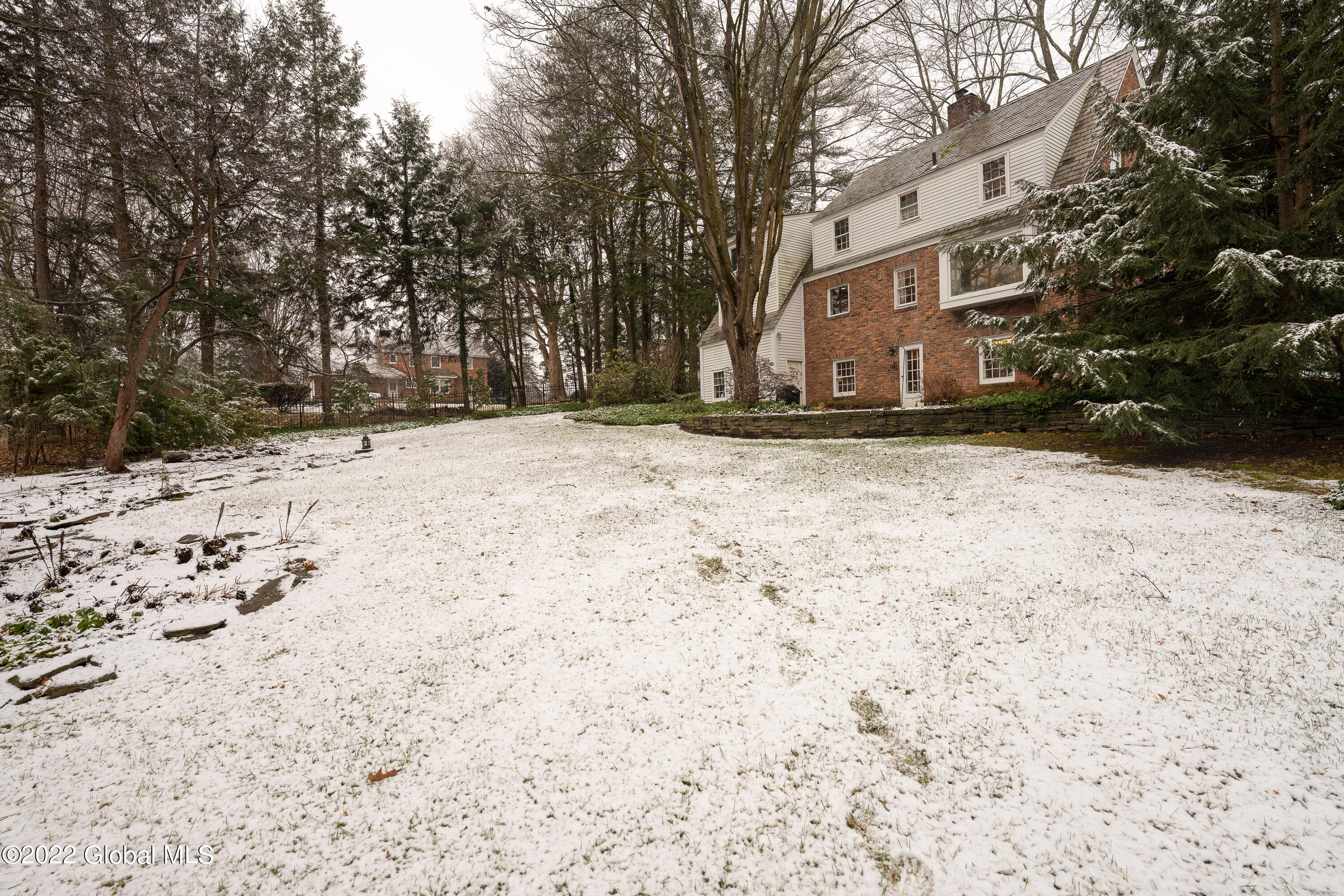1014 Mohegan Road Niskayuna, NY 12309 - Photo 67 of 68 Rear of House/Rear Yard