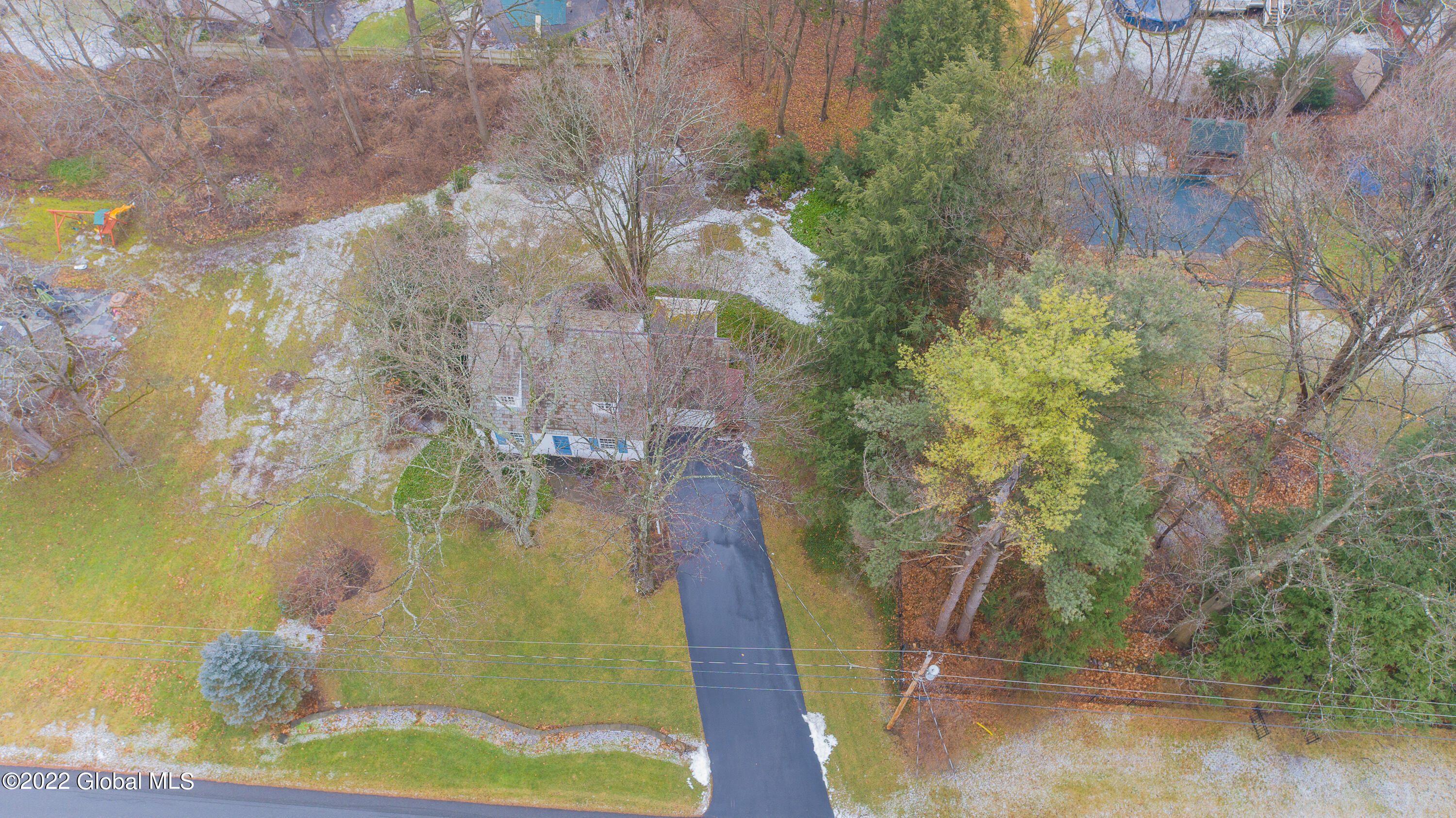 1014 Mohegan Road Niskayuna, NY 12309 - Photo 8 of 68 Front of House