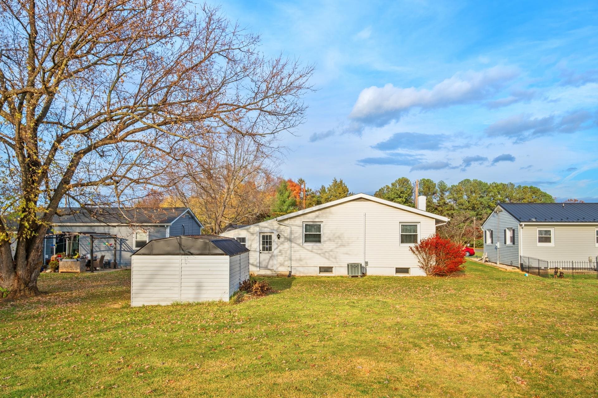 46 Riverside Avenue Verona, VA 24482 - Photo 4 of 31 Gallery Image 4