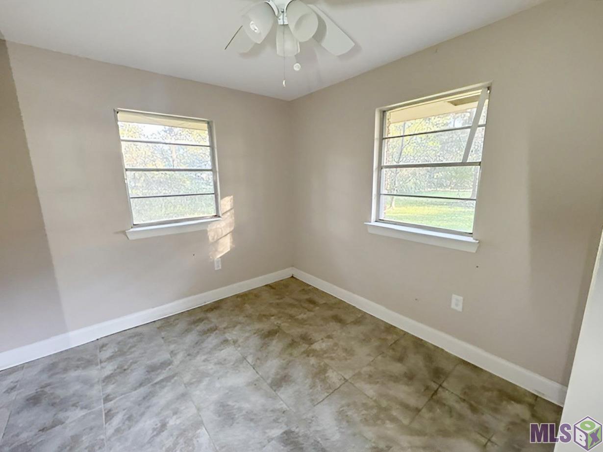 14114 Hooper Road Central, LA 70818 - Photo 11 of 14