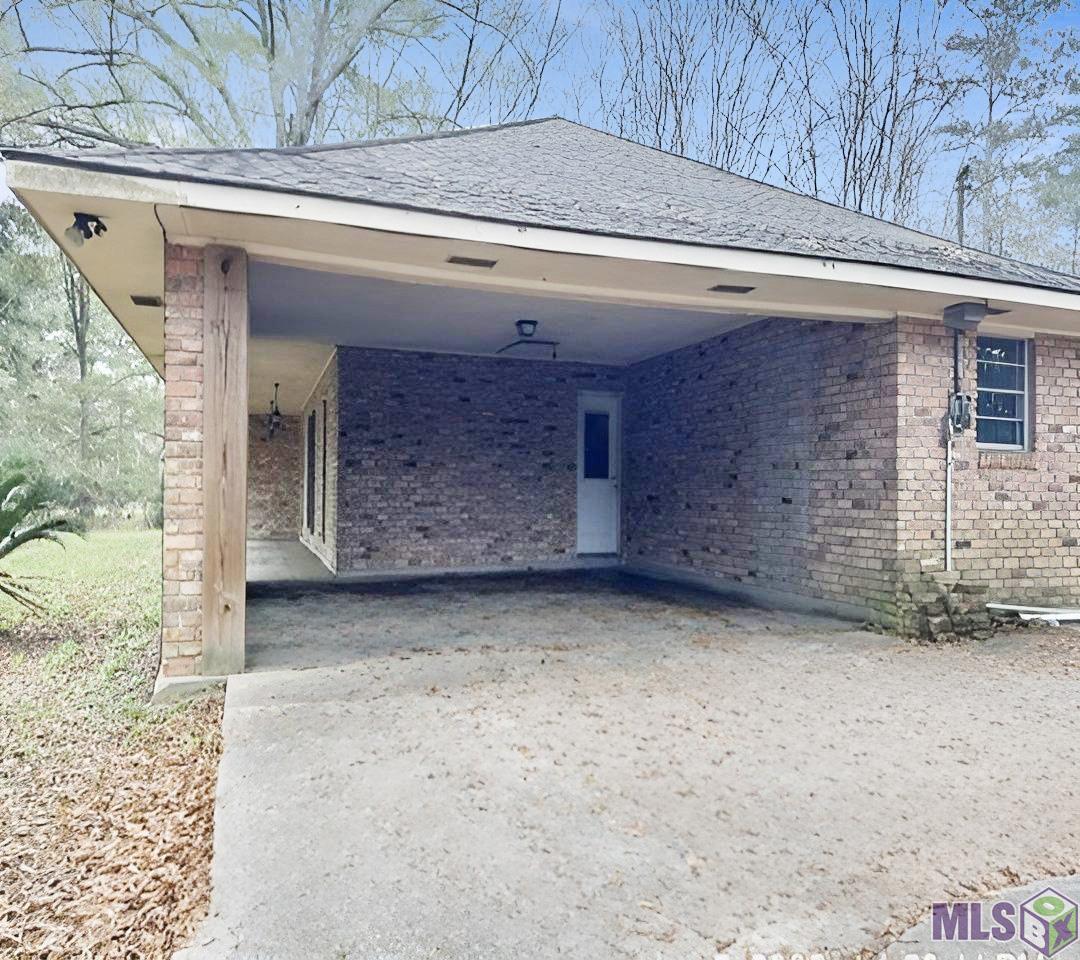 14114 Hooper Road Central, LA 70818 - Photo 2 of 14