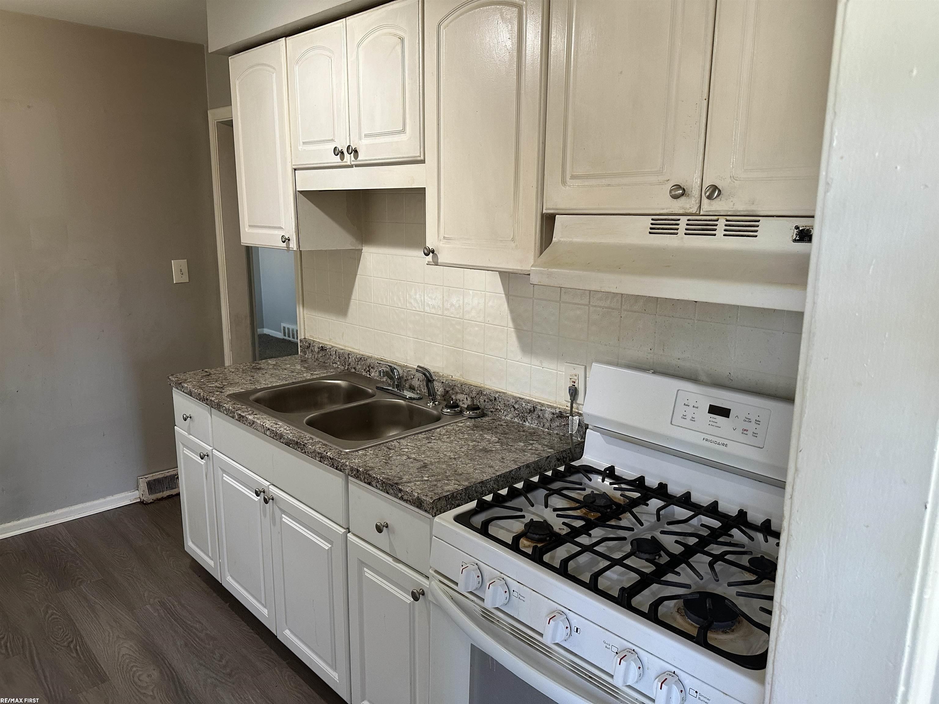 13405 Toepfer Road Warren, MI 48089 - Photo 7 of 15