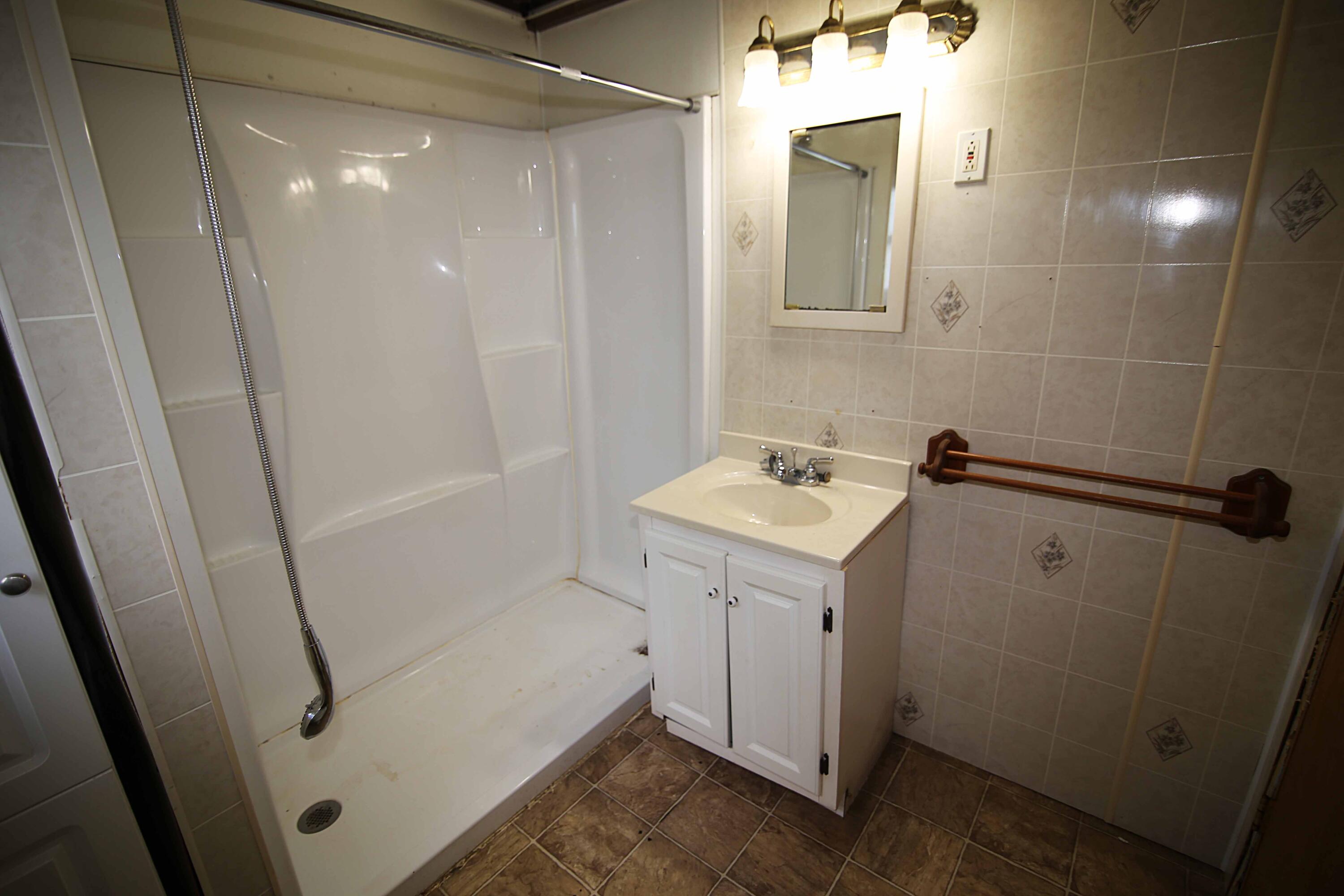 406 Spring Street Three Rivers, MI 49093 - Photo 23 of 33 IMG_7307 copy