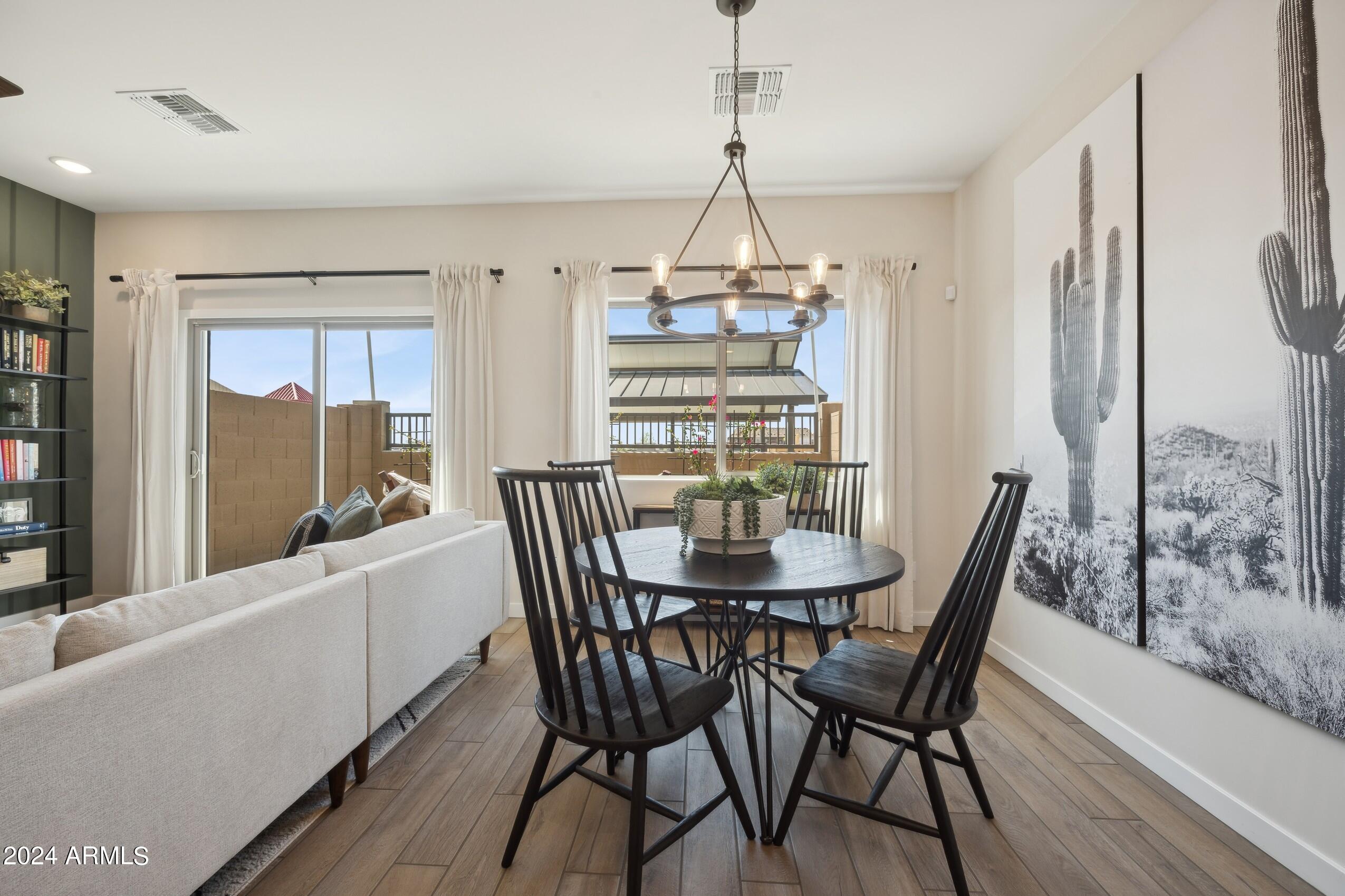 2827 West Red Fox Road Phoenix, AZ 85085 - Photo 5 of 16 144979_17 North_Orion_Dining Area