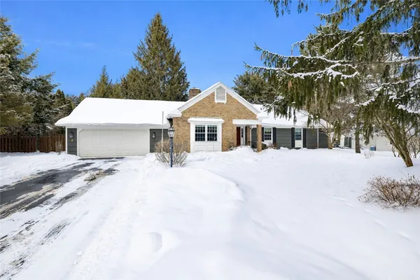 $585,000 | 3 Prospect Hill Road, Pittsford, NY 14534