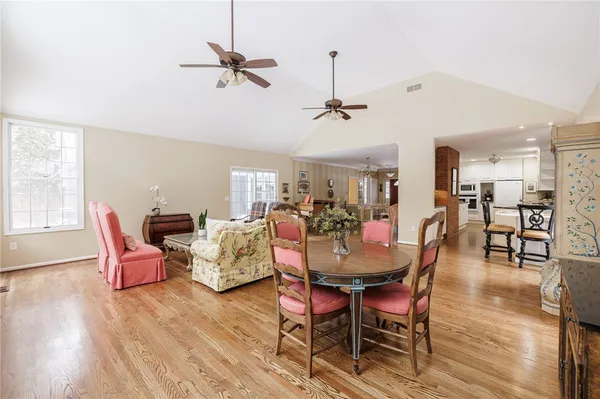 $539,900 | 3 Prospect Hill Road, Pittsford, NY 14534