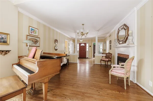 $539,900 | 3 Prospect Hill Road, Pittsford, NY 14534