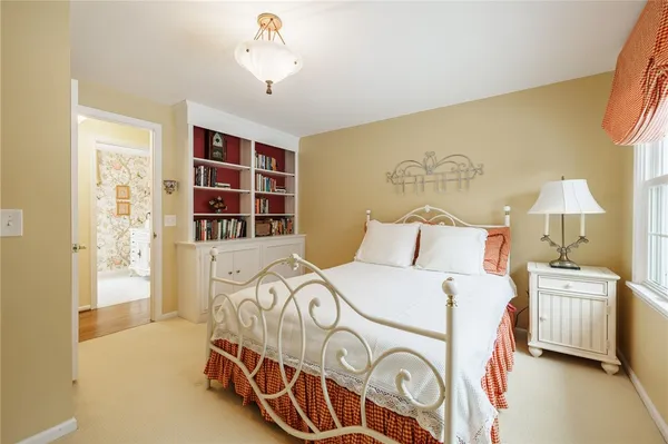 $539,900 | 3 Prospect Hill Road, Pittsford, NY 14534