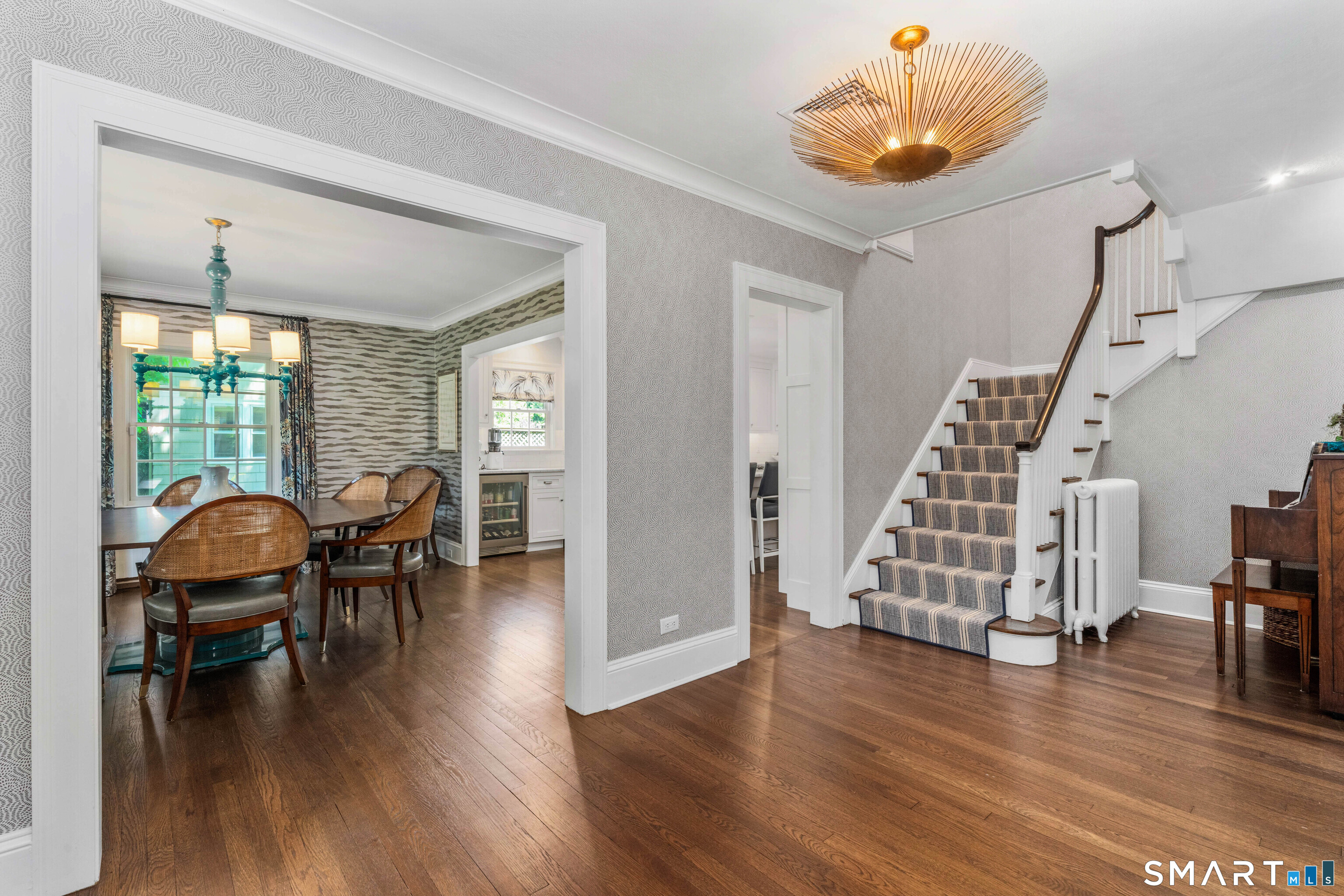22 Ridgewood Road West Hartford, CT 06107 - Photo 5 of 35