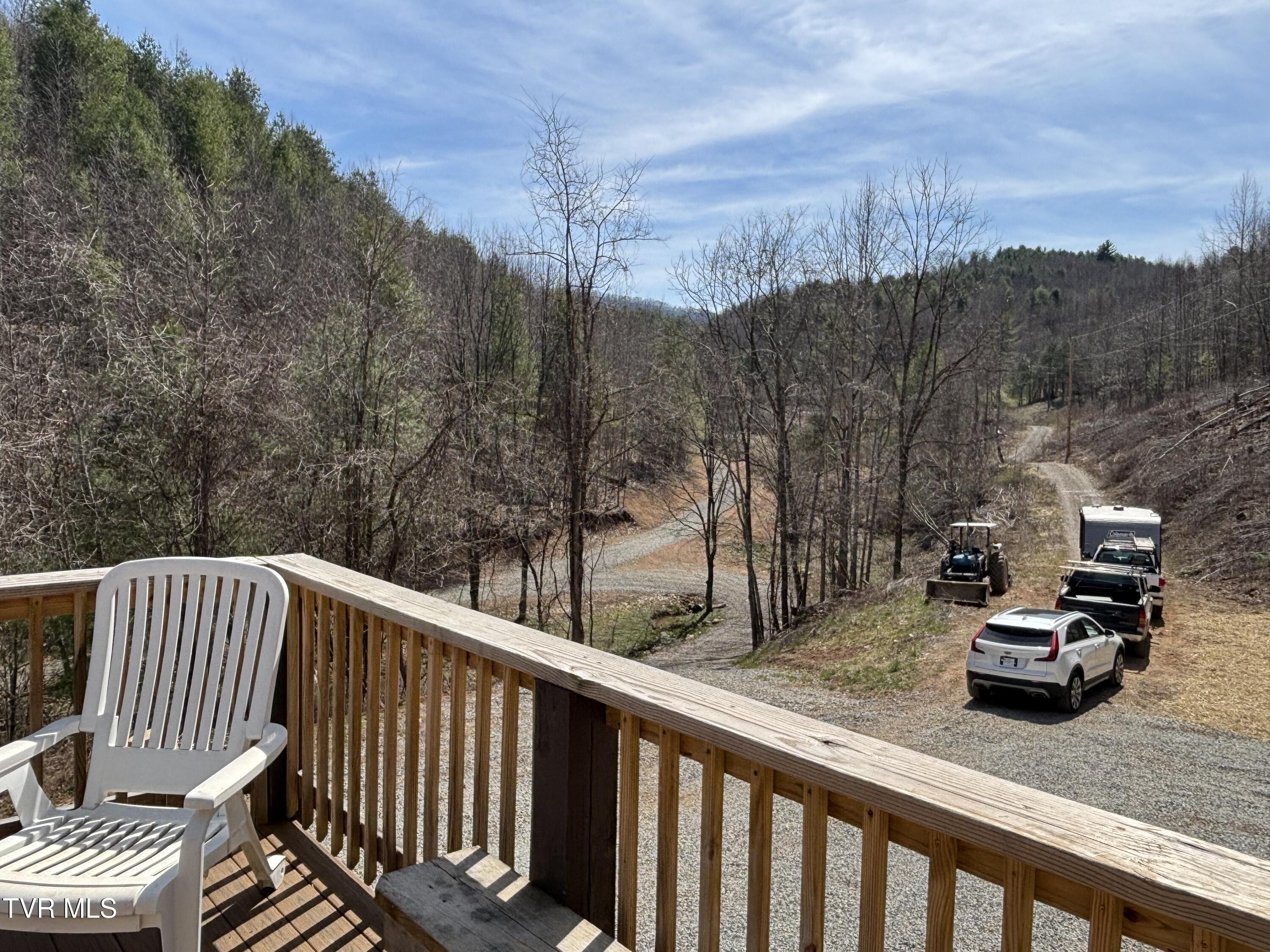 202 Greer Branch Road Laurel Bloomery, TN 37680 - Photo 11 of 32 IMG_5294