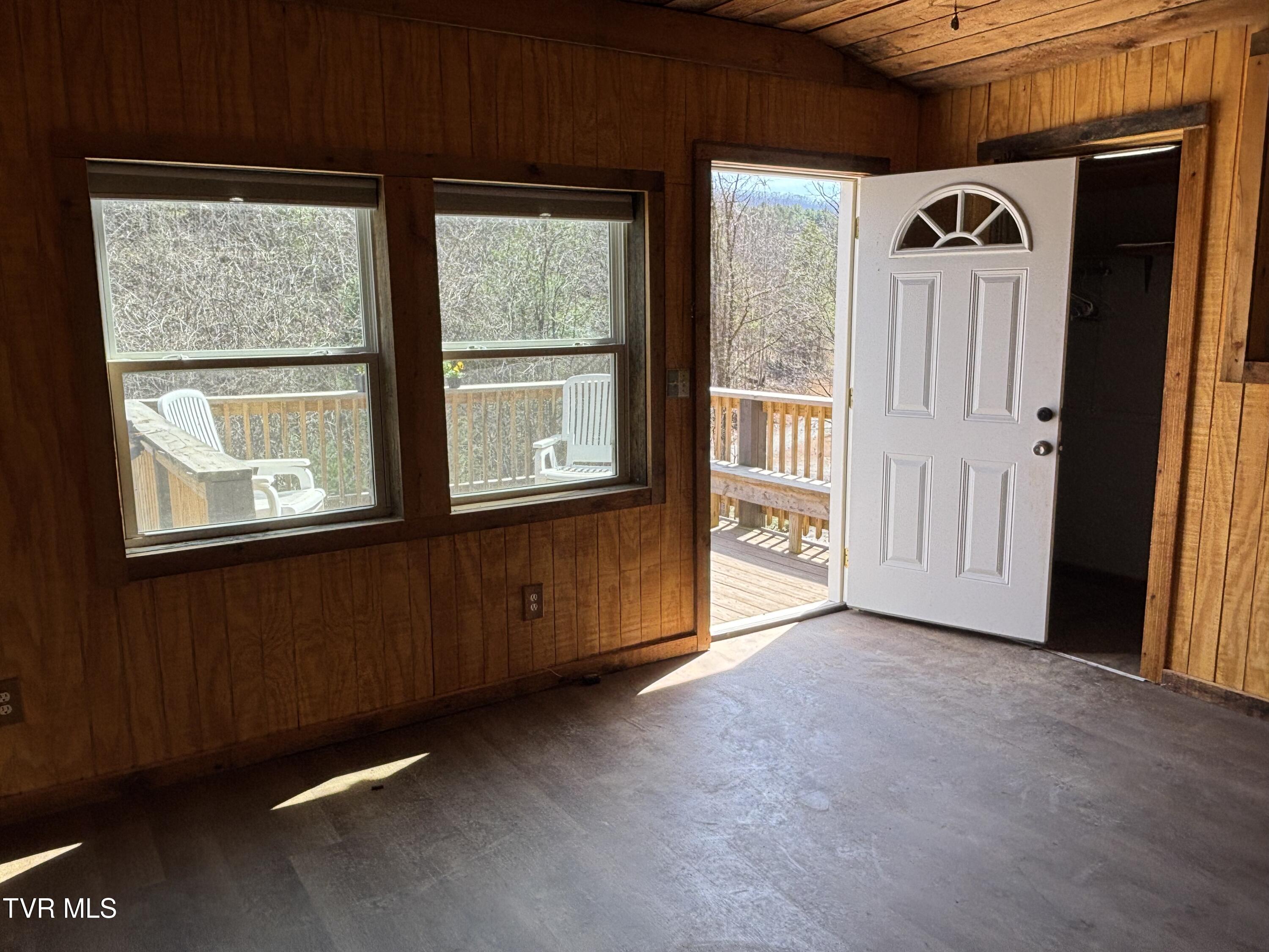 202 Greer Branch Road Laurel Bloomery, TN 37680 - Photo 16 of 32 IMG_5299