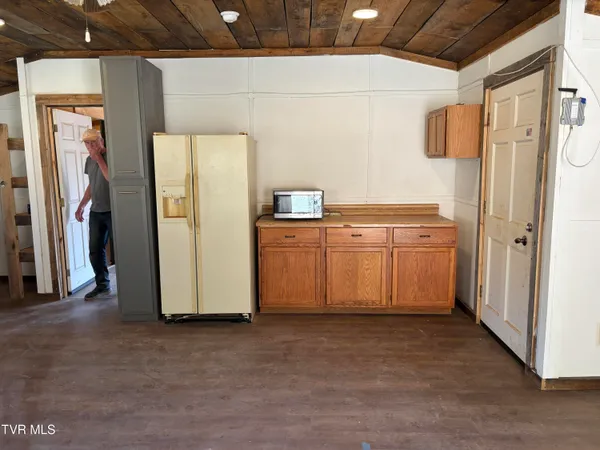 $350,000 | 202 Greer Branch Road, Laurel Bloomery, TN 37680